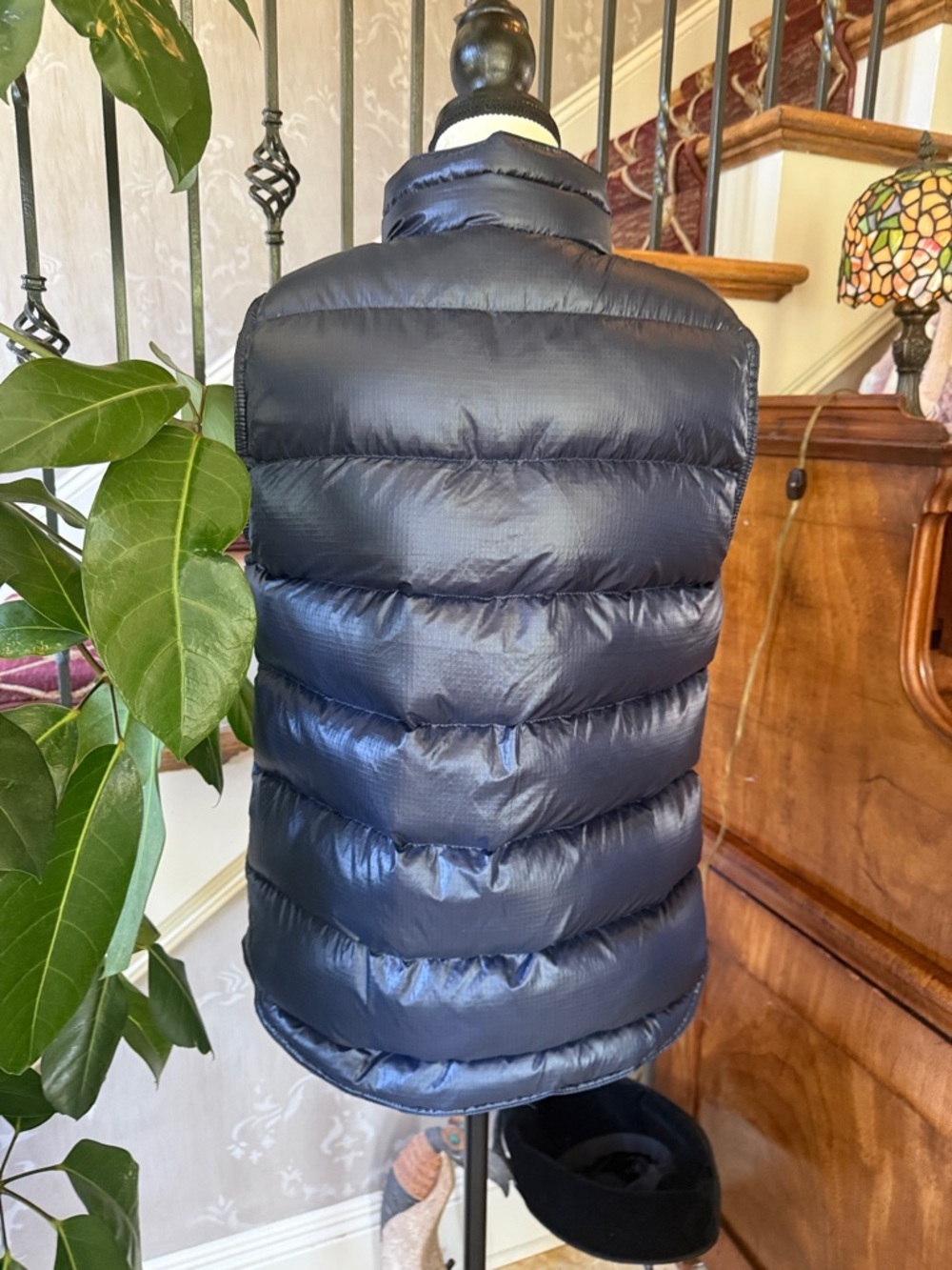 J CREW ladies, navy puffer, jacket, size, medium, zipper snap closure, exc cond - Picture 6 of 13